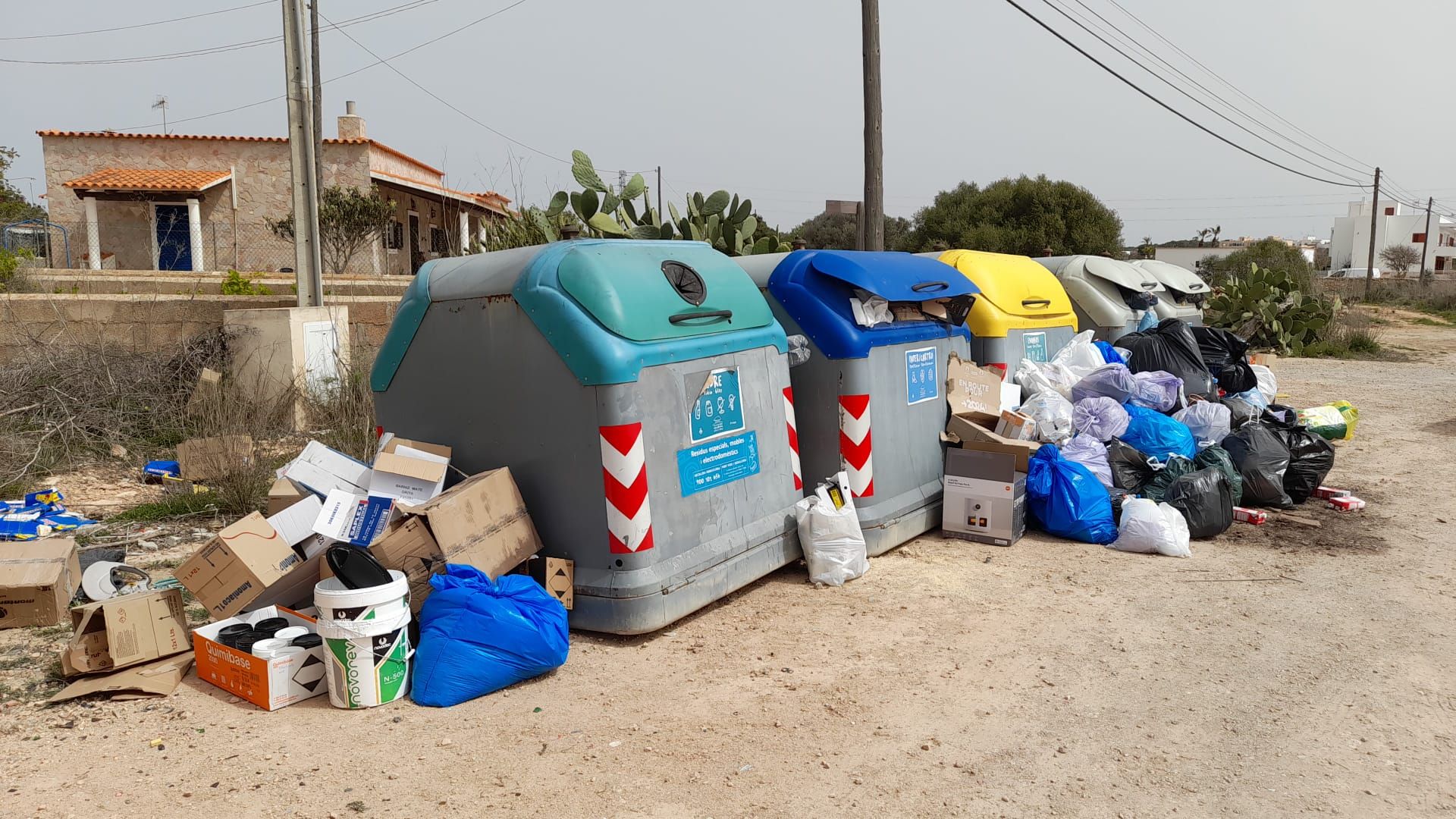 Galería de imágenes: Huelga de basureros en Formentera