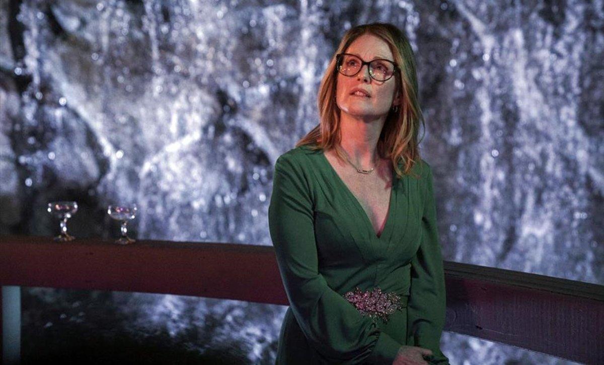 zentauroepp47688396 gloria bell julianne moore190416165633