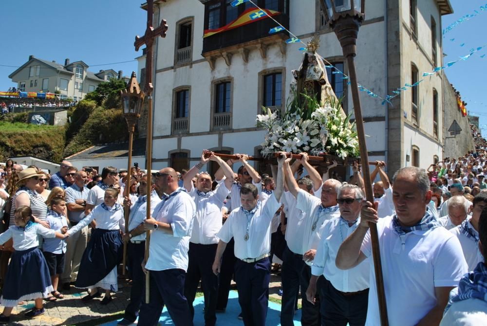 Procesión de la Virgen de El Carmen en Tapia