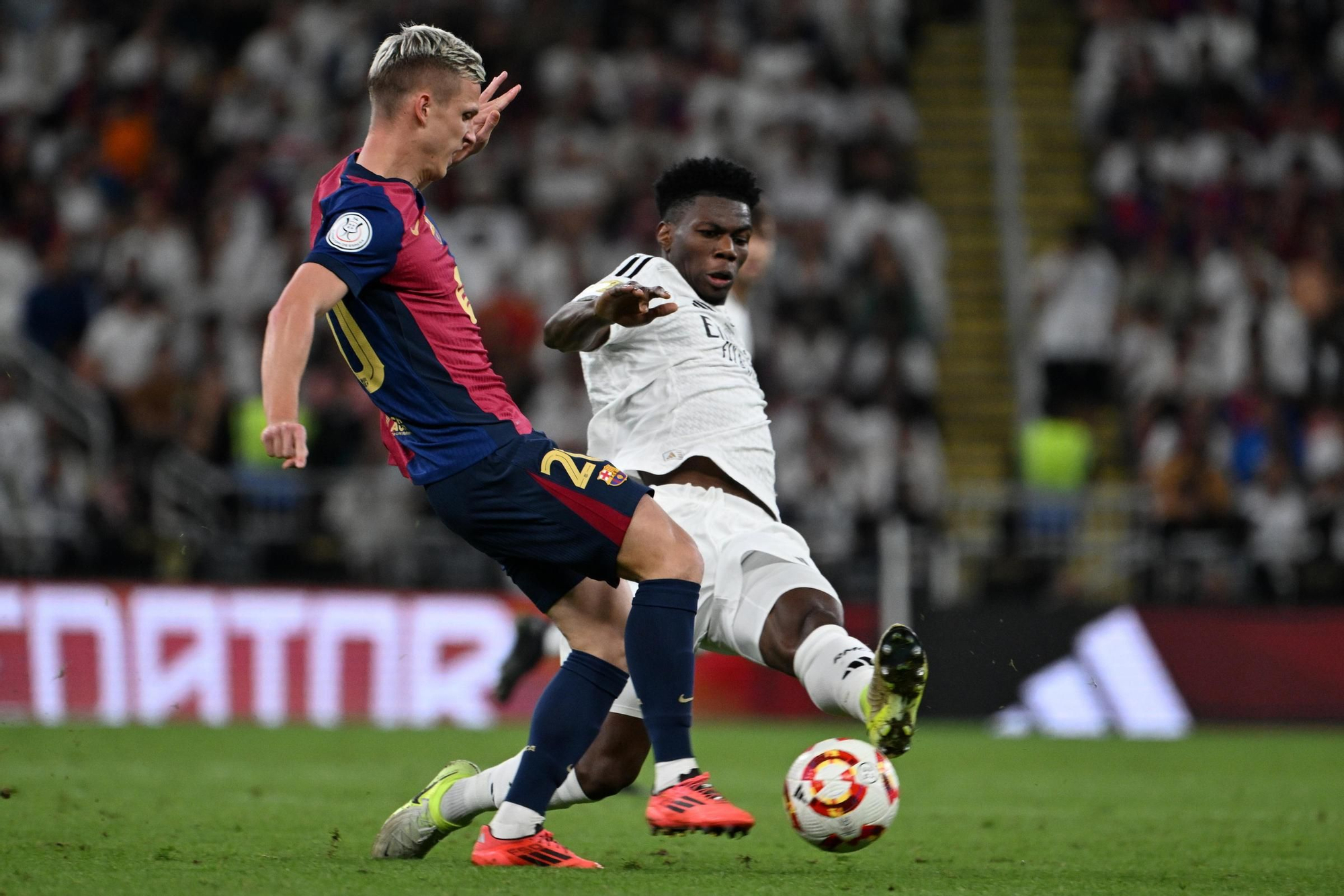 Dani Olmo, media hora, con la final ya sentenciada