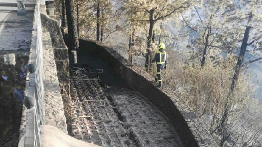 Incendio en Tejeda: el Parador se salva &#039;in extremis&#039; del fuego