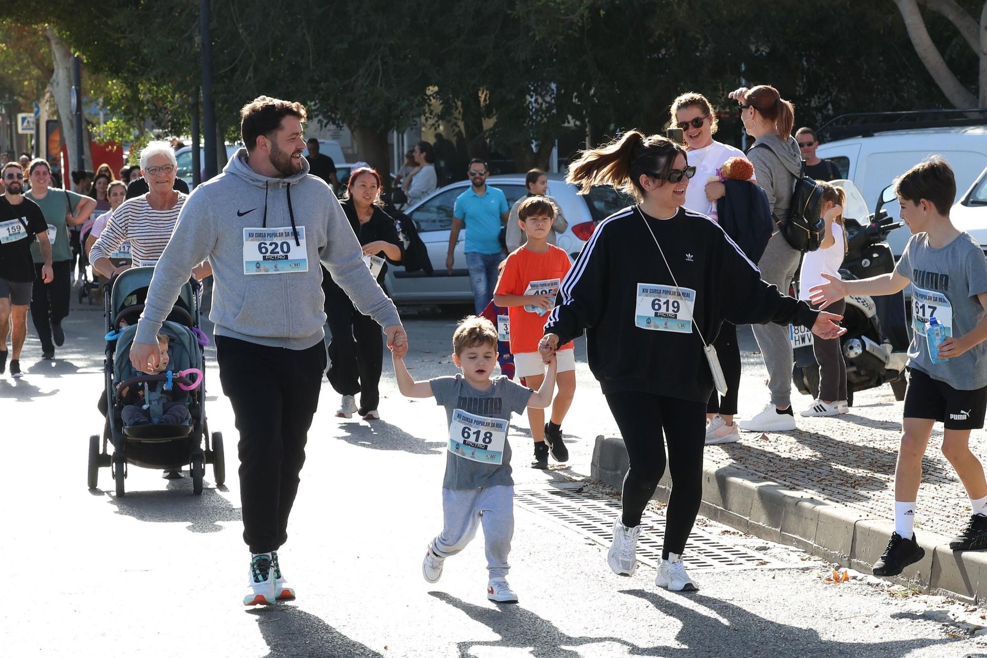 Galería: La carrera festiva de Ibiza para disfrutar en familia