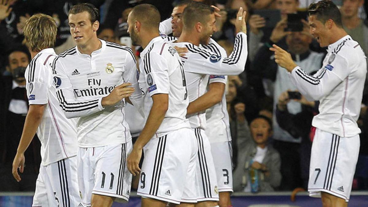 Jugadores del Real Madrid celebran un gol de Cristiano Ronaldo