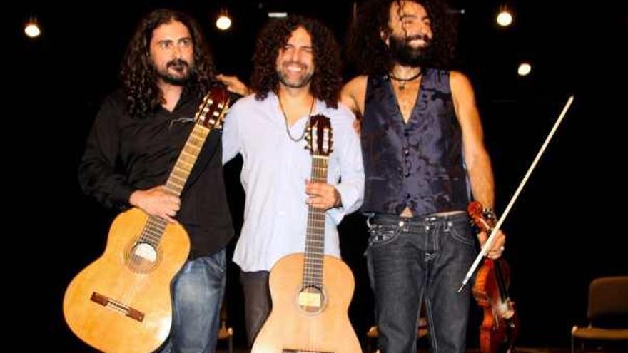 El violinista Ara Malikian triunfa en su concierto en la Casa de Cultura