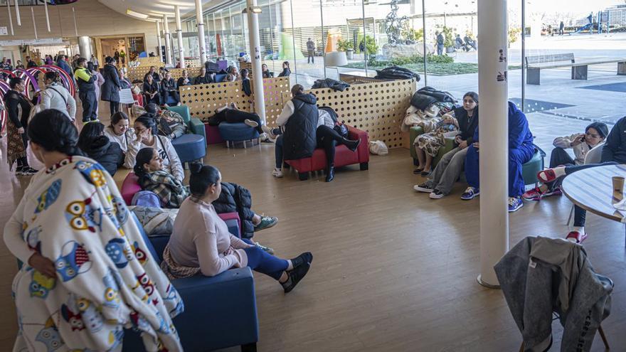 Més de 250 famílies de pacients de fora de BCN es queden sense allotjament