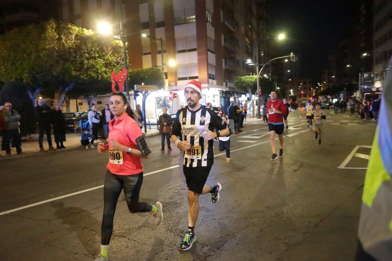 Galería | Castelló despide el año corriendo la San Silvestre: ¡busca tu foto!