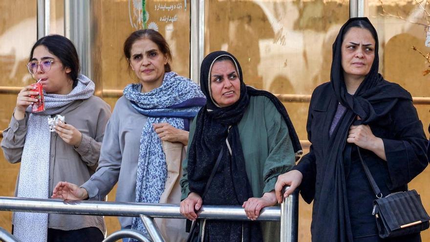 Les iranianes guanyen la guerra al vel  al cap de quatre anys de la mort de Mahsa Amini