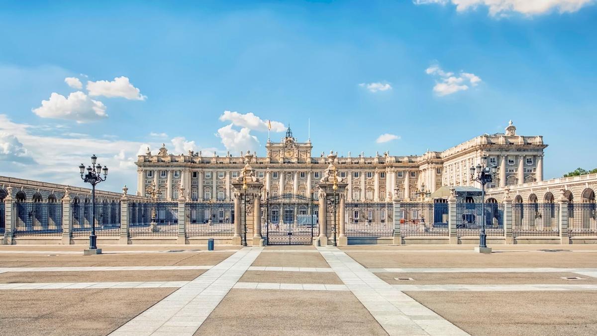 Es uno de los Palacios Reales más espectaculares de Europa (y del mundo)