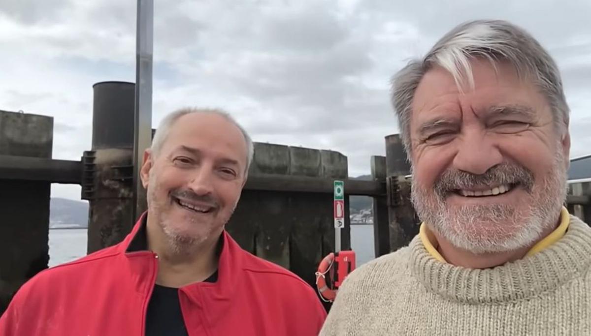 Carlos Arribas y Ángel Viana, en Moaña. |  Canal Bahía Islas