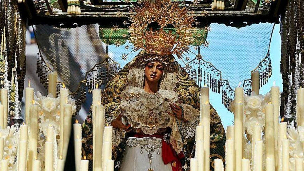 La Virgen de la Esperanza.