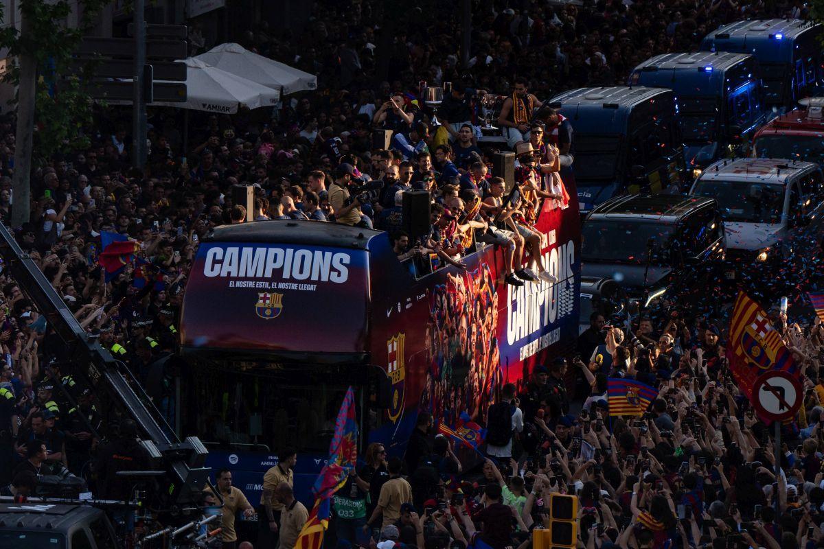 La rúa del Barça por las calles de Barcelona