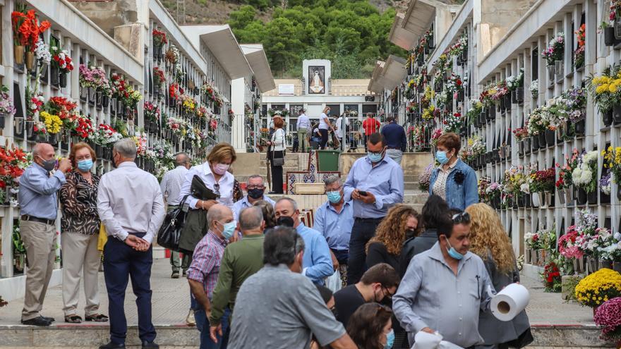 Cementerio de Orihuela en el día de Todos los Santos