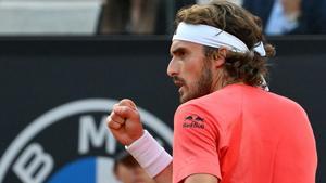 Tsitsipas celebra un punto en Roma