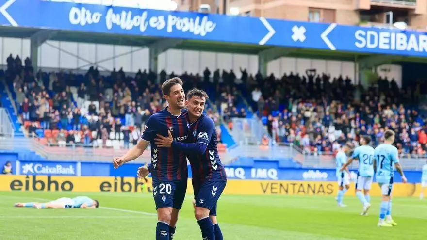 El Eibar aprieta a Las Palmas con tres puntos importantísimos