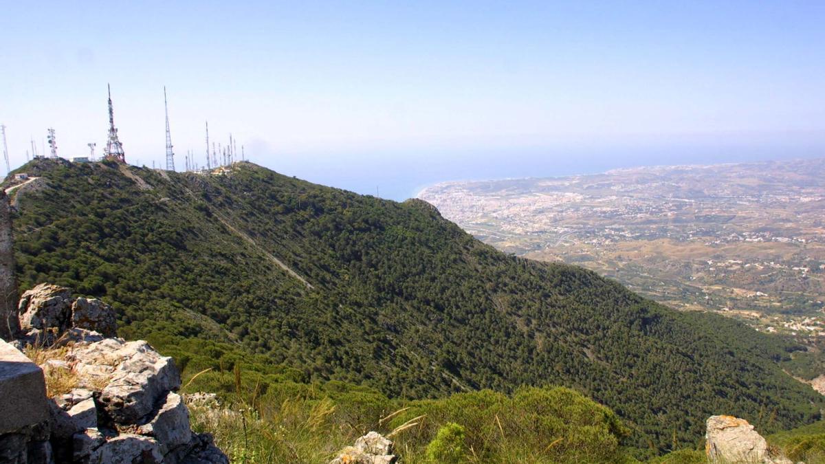 Vistas de Mijas y su sierra.