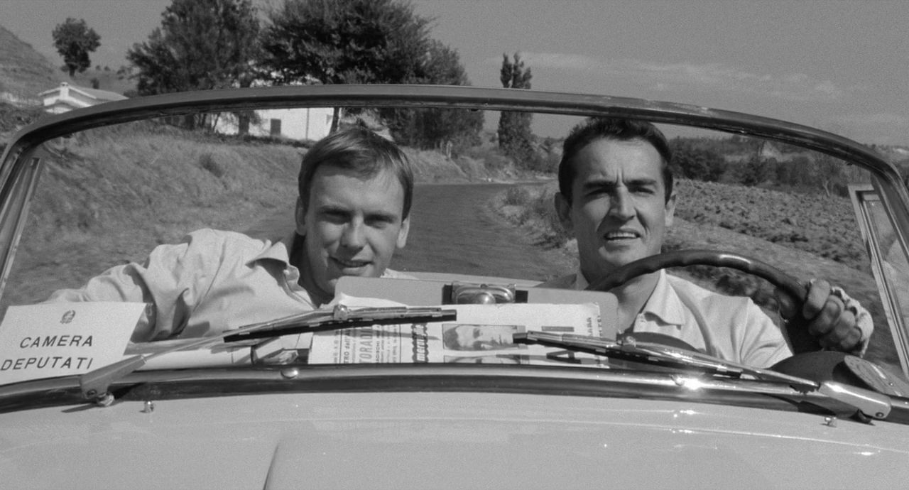 Jean-Louis Trintignant y Vittorio Gassman, en 'La escapada'.