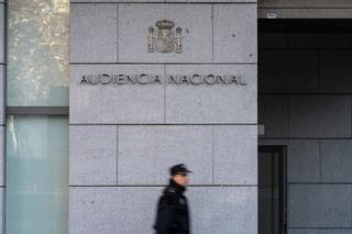 La Fiscalía acusa a las farmacéuticas responsables del colirio que dejó ciegos a 107 españoles