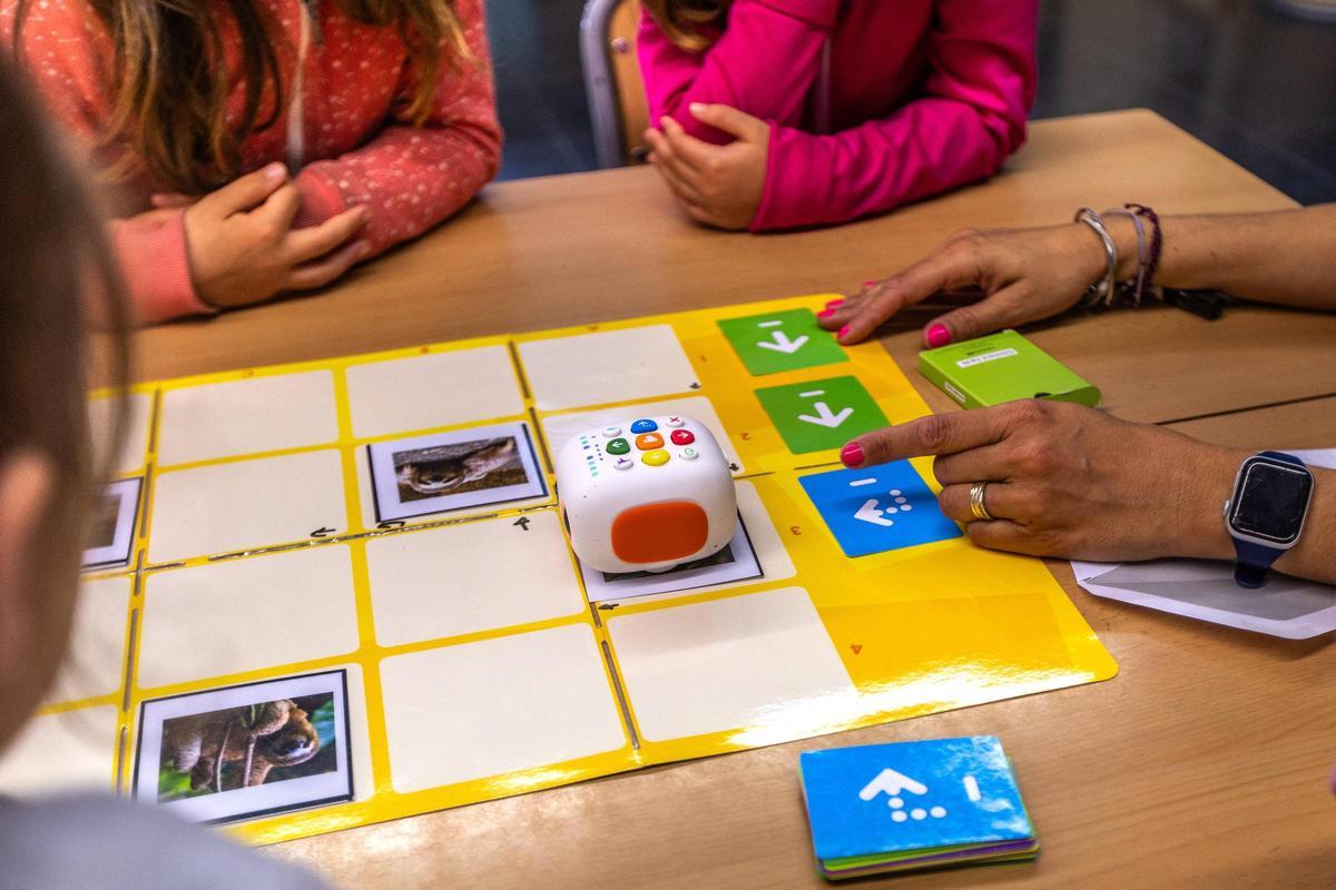 Los menores con altas capacidades intelectuales necesitan acompañamiento académico y emocional en la escuela y en casa.