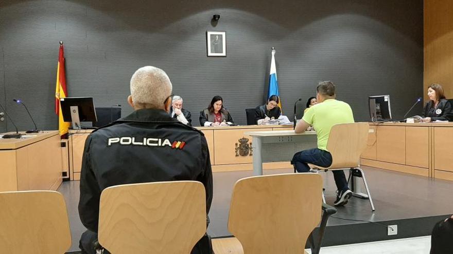 Condenan a seis años de cárcel a un hombre por maltratar y encerrar a su pareja