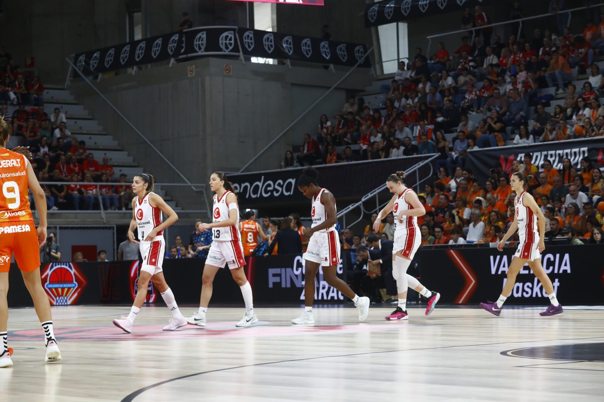 El Casademont Zaragoza - Valencia Basket, en imágenes