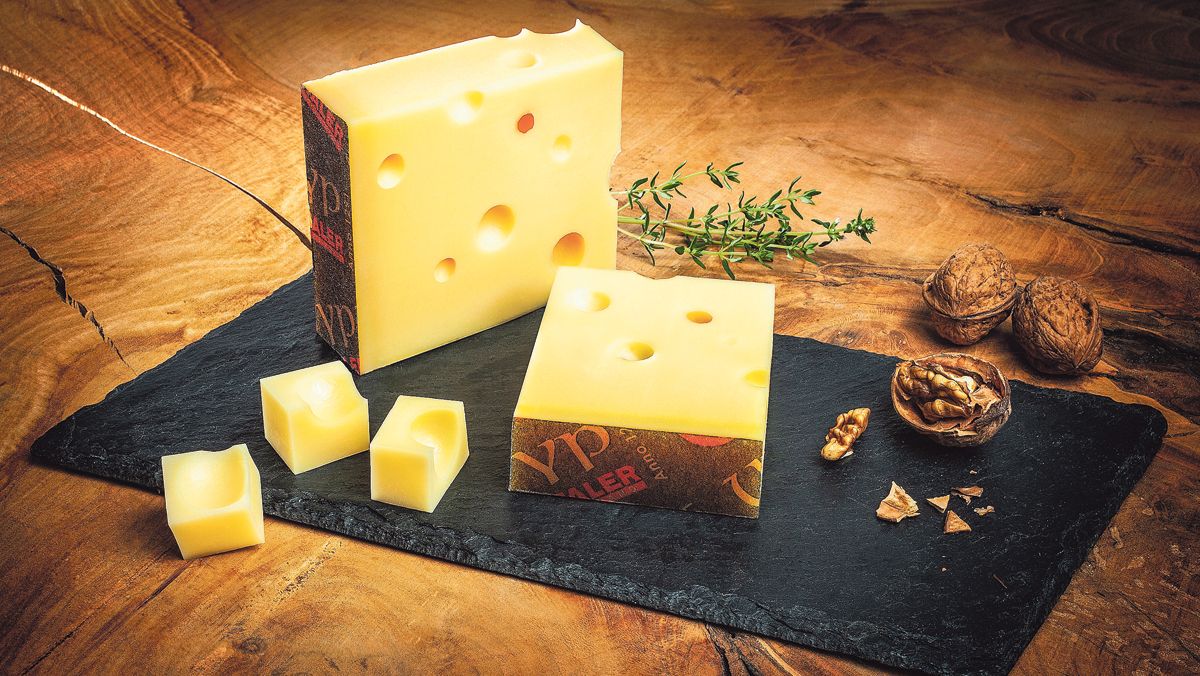 El queso Emmentaler AOP URTYP, que se produce como se hacía 700 años atrás.