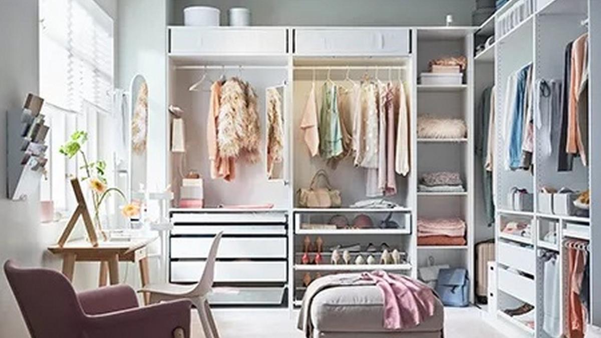 Ikea transforma cualquier rincón en un vestidor con su nuevo armario esquinero con espejo.