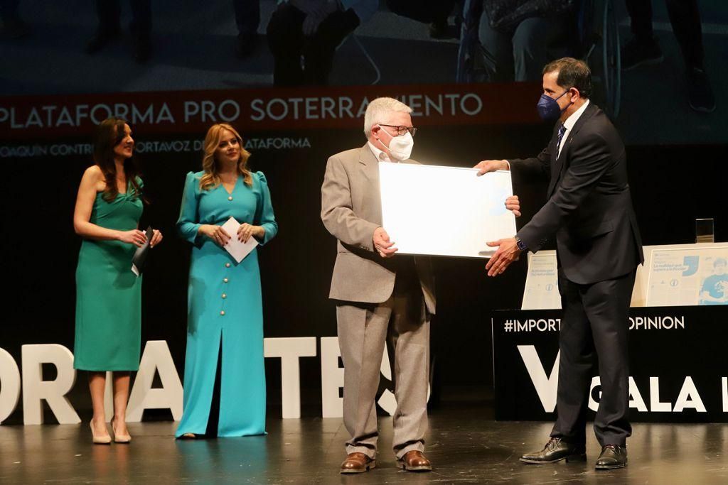 La Opinión entrega los Premios Importantes 2021 La Opinión La Opinión entrega los Premios Importantes 2021 La Opinión