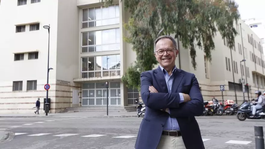 Josep Marí Ribas 'Agustinet', candidato del PSOE al Consell de Ibiza: «No se saca más de Mallorca chillando o haciendo ‘ucs’»