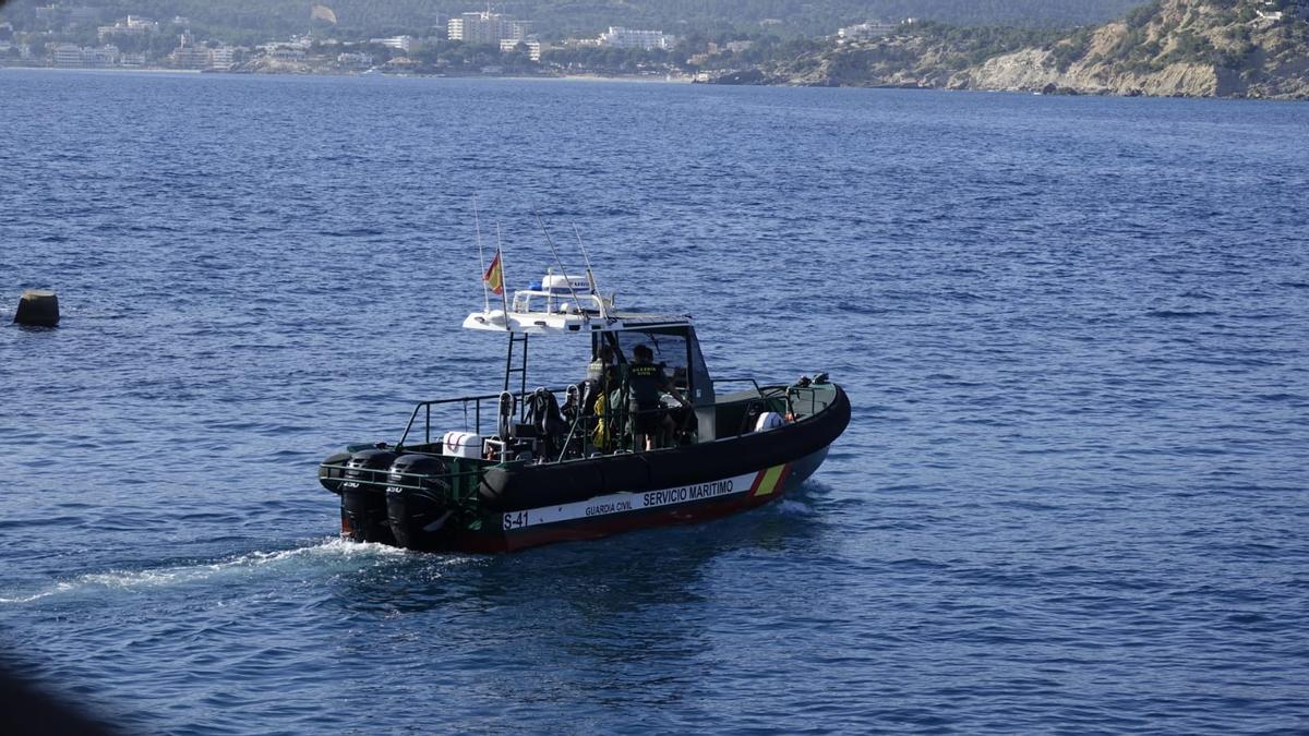 Una lancha de Salvamento Marítimo que ha participado en el rescate de las islas Malgrats