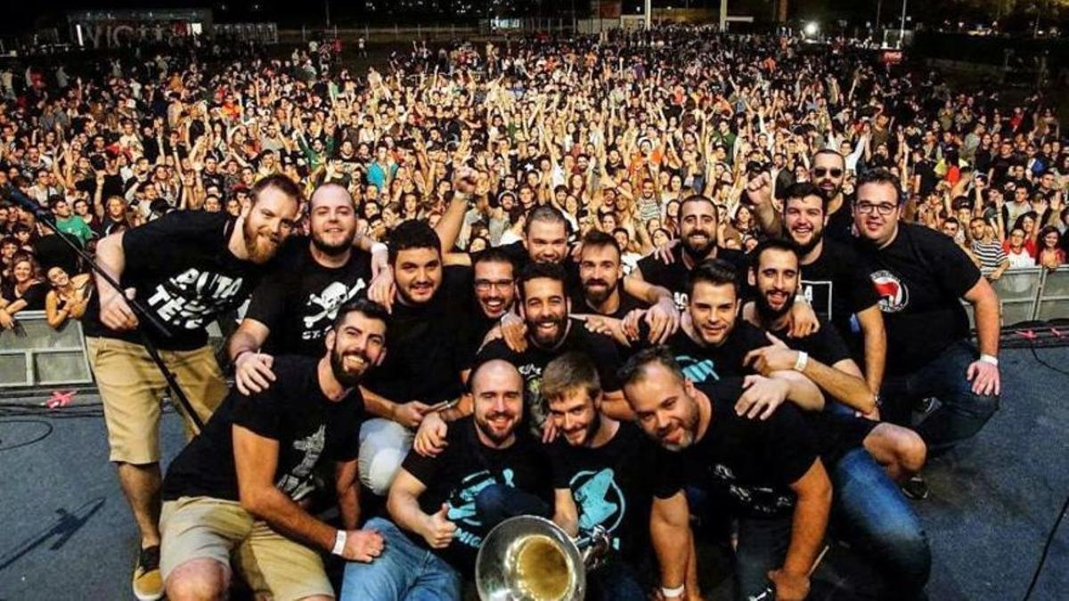 La Fúmiga, el grupo que actúa el 15 de agosto en la plaza Major de Gandia.