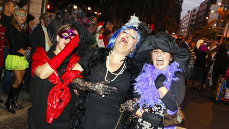 El Entierro de la Sardina da paso al último mogollón del Carnaval