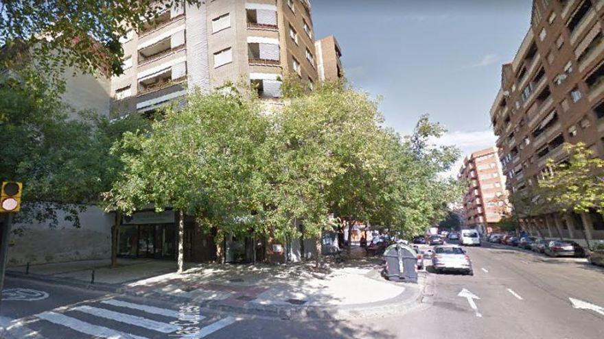 Herido grave un motorista en un choque con un turismo en Zaragoza