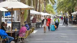 El turismo rozó ya antes de Semana Santa los 2,4 millones de empleos prepandemia