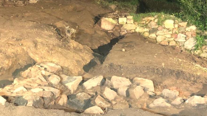 Apareixen restes de dos carrers al jaciment d&#039;Els Padrets de Blanes