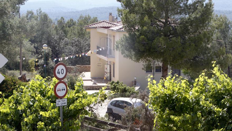 Imagen del albergue El Teuralet, en Enguera, especializado en campamentos.