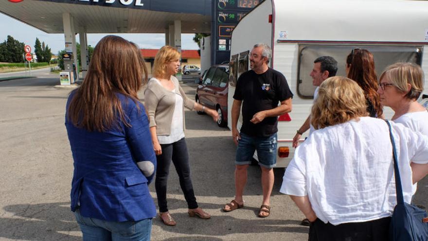 La caravana medicalitzada, a punt de sortir cap a Grècia diumenge al matí.