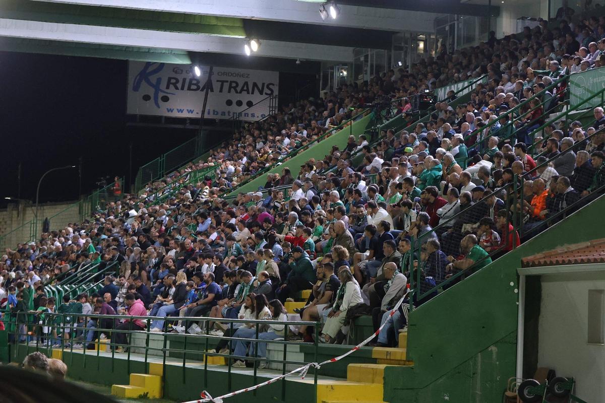 Aspecto de la tribuna del Príncipe Felipe.