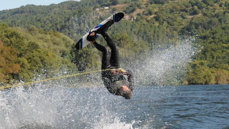 El A Coruña Nautical Festival mezcla tradición y modernidad sobre el agua