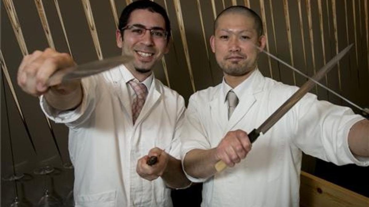 Toni Durban y Daisuke Kigawa con los cuchillos en Futami. Foto: Ferran Nadeu