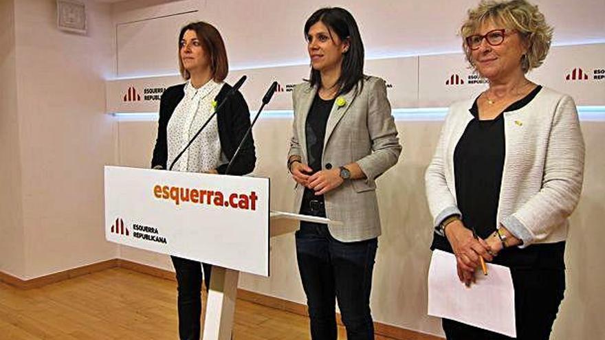 Carolina Telechea, Marta Vilalta i Mirella Cortès, ahir a Barcelona