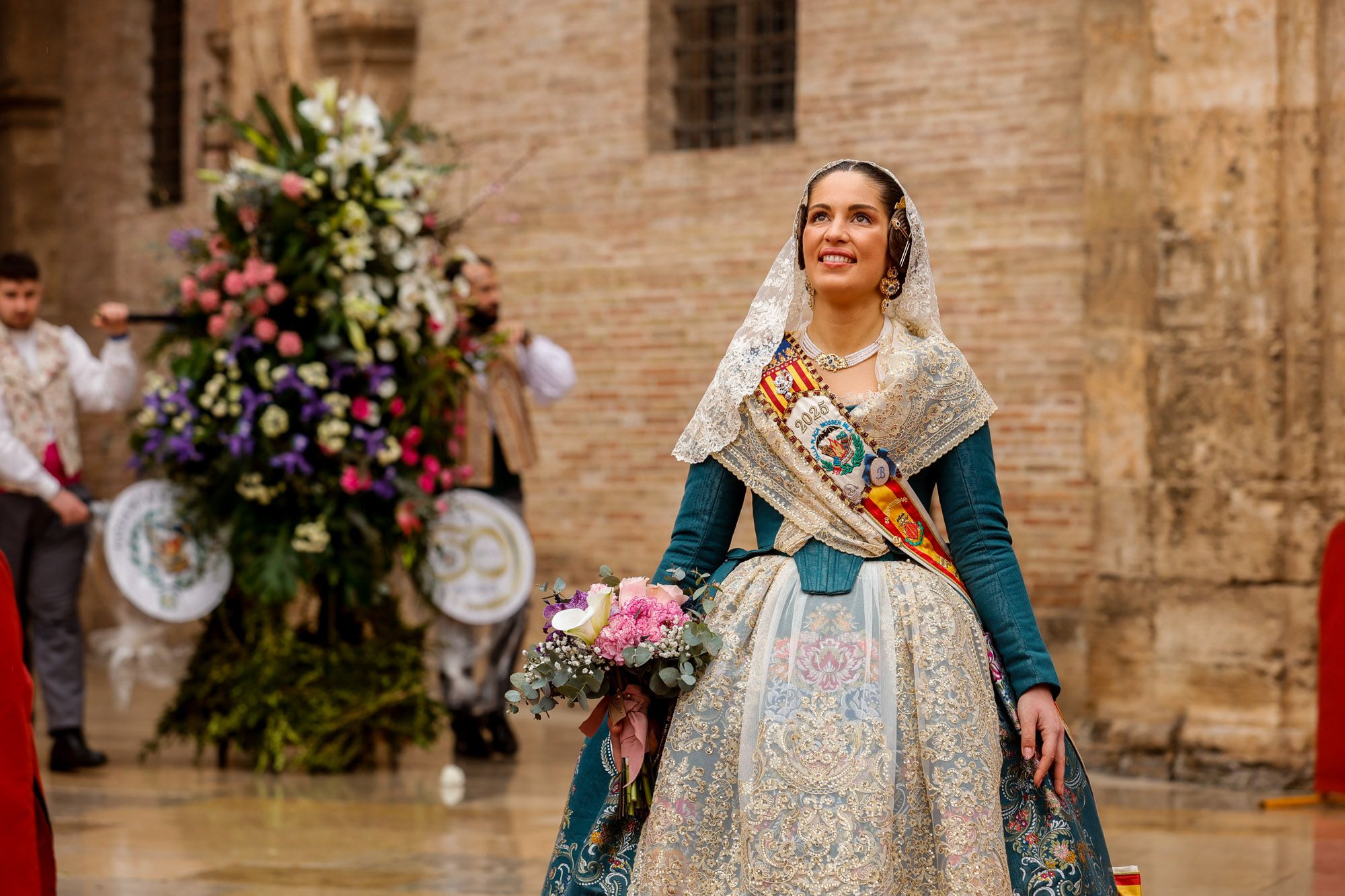 Falleras Mayores en la Ofrenda 2025. Día 18 (2/3)