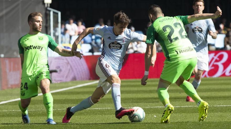 Denís Suárez durante el pasado partido del Celta de Vigo contra el Leganés. // Ricardo Grobas