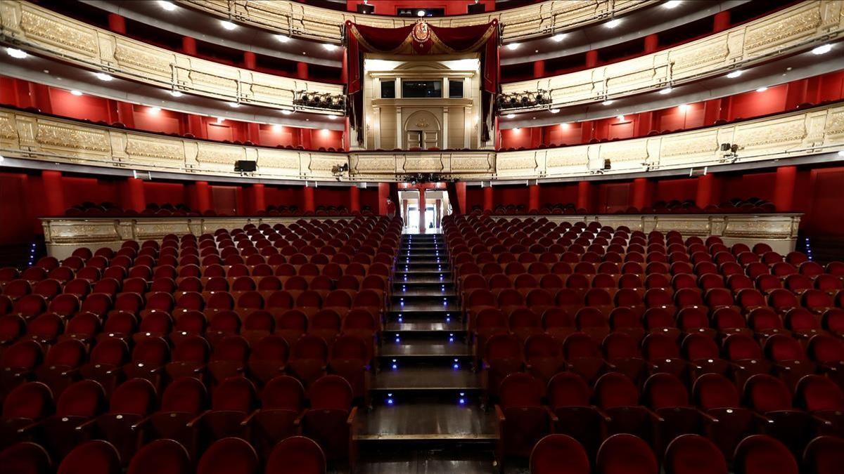 GRAF4246  MADRID  11 05 2021 - Vista del interior del Teatro Real el pasado 2 de junio de 2020 cuando reabrio sus puertas tras la el cierre por el coronavirus  El Teatro Real de Madrid se alzo con el premio a la mejor compania de opera  en la gala de los International Opera Awards  catalogados como los Oscar de la lirica  celebrada este lunes  EFE Archivo  Mariscal