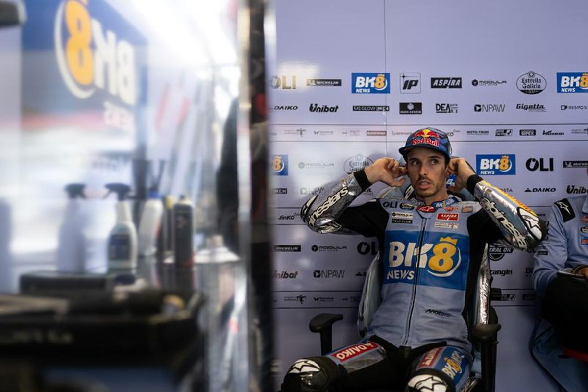 Àlex Márquez, en el boxe del Gresini Racing Team Ducati, en Assen.