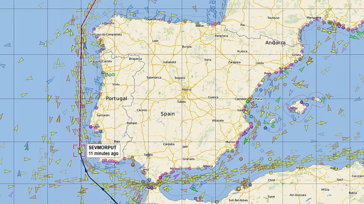 Situación del barco ruso ayer a las 23.00 horas. |   // L. O.