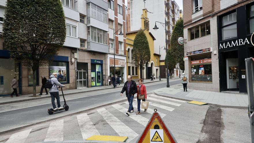 VÍDEO: Las obras en la avenida Schulz de Gijón para mejorar la accesibilidad avanzan a paso firme: "La zona será menos peligrosa"