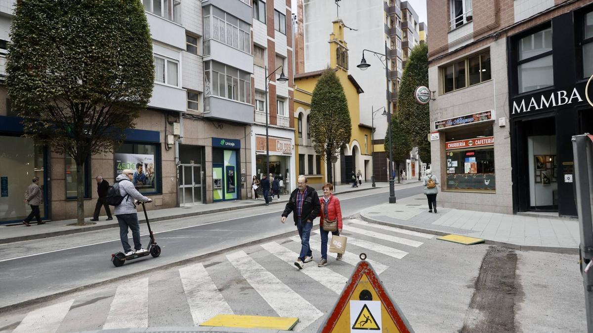 VÍDEO: Las obras en la avenida Schulz de Gijón para mejorar la accesibilidad avanzan a paso firme: "La zona será menos peligrosa"