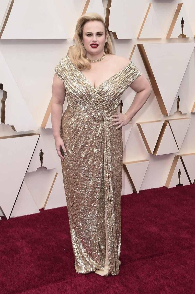 Rebel Wilson, bien de lentejuelas