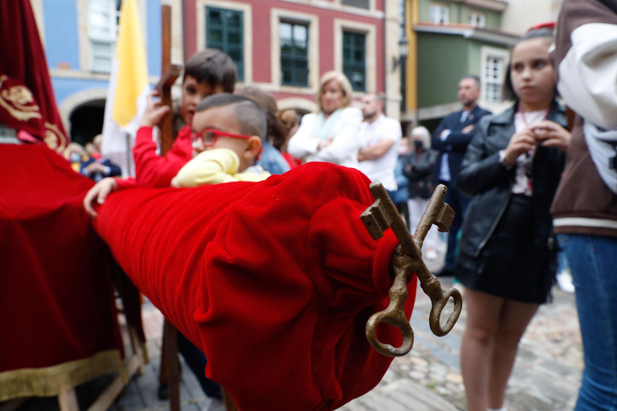 El regreso de la procesión de San Pedro en Rivero