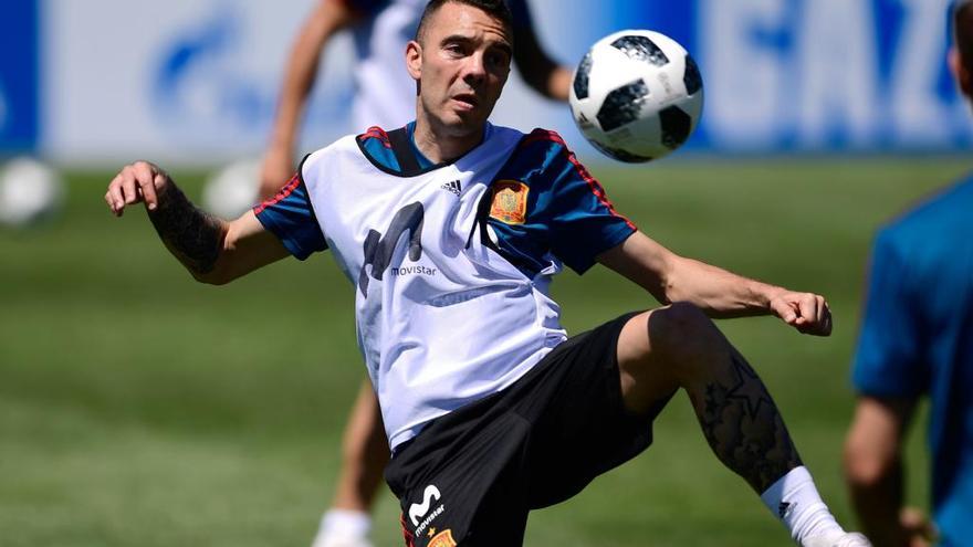 Aspas, durante los entrenamiento de hoy en Krasnodar. // AFP